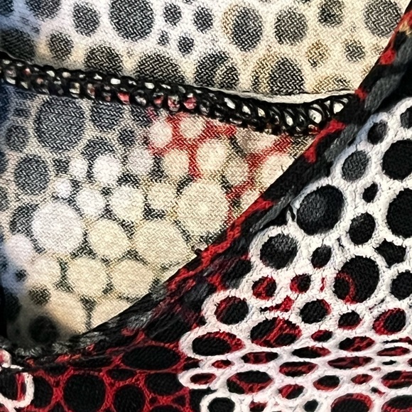 Top - Picture 5 of 7